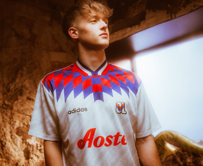 1995/1996 Lyon Home Jersey