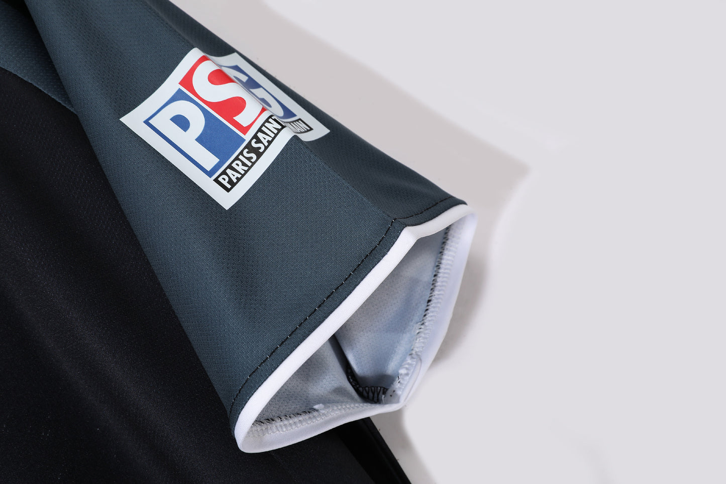 2001/2002 Paris Saint-Germain Home Jersey